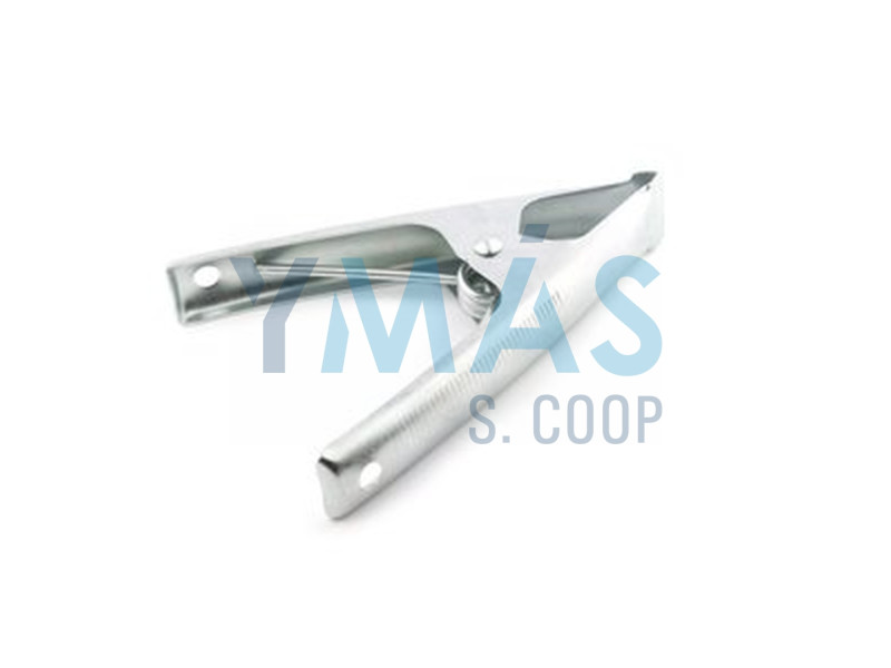 PINZA METALICA GRANDE 150 MM