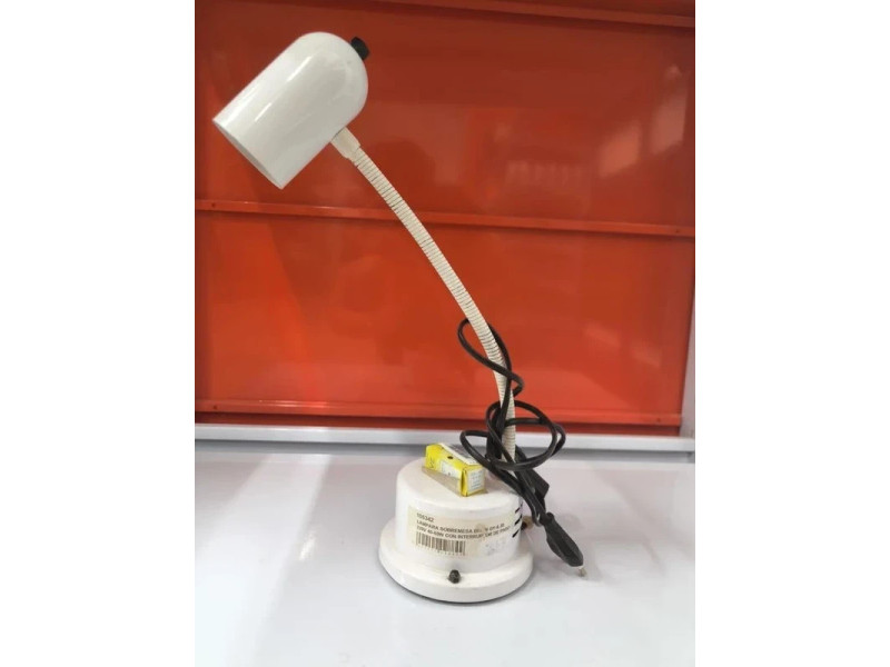 LAMPARA SOBREMESA 220V 40-60W CON INTERRUPTOR DE PASO BLANCA MONTCABLE
