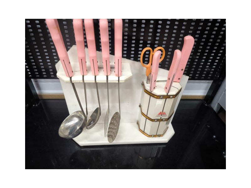 JUEGO UTENSILIOS COCINA EXPOSITOR 9 PZAS ACERO INOX CON MANGO PLASTICO