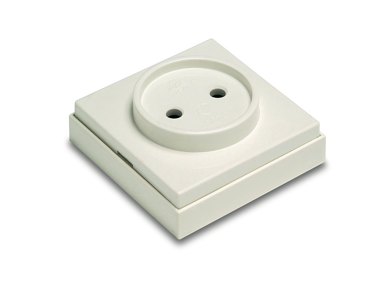 BASE SUPERFICIE SIN TT 16A 250V BLANCA