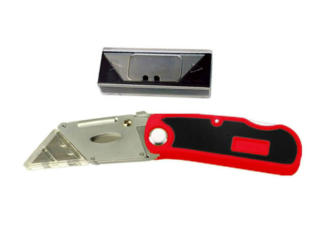 CUTTER PROFESIONAL PLEGABLE 18MM + 5 HOJAS DE RECAMBIO